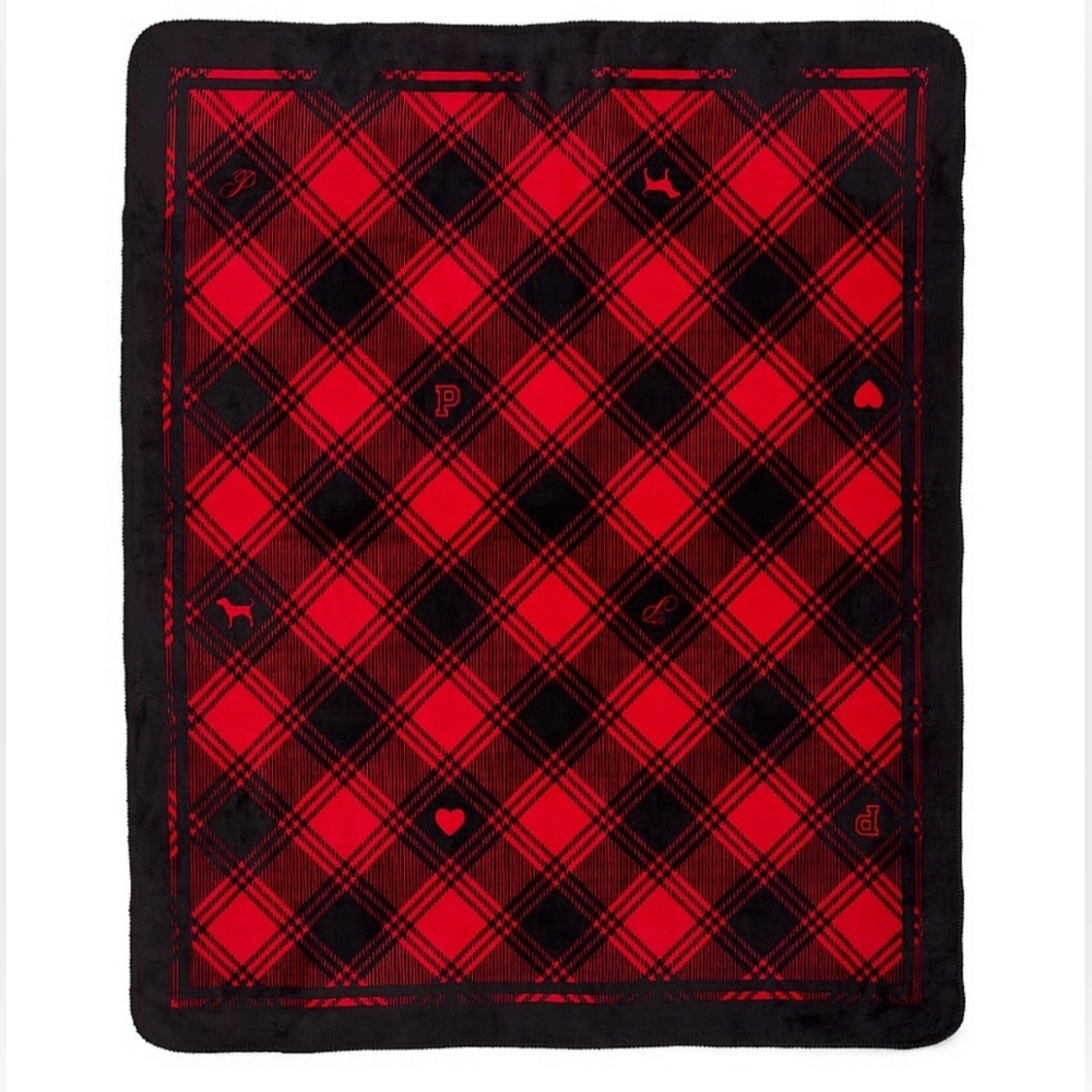 Victoria's Secret PINK NWT Red And Black Plaid Cozy Blanket‎